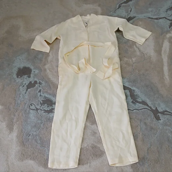 NWOT OFFON V-neck Linen JUMPSUIT - Picture 2 of 13